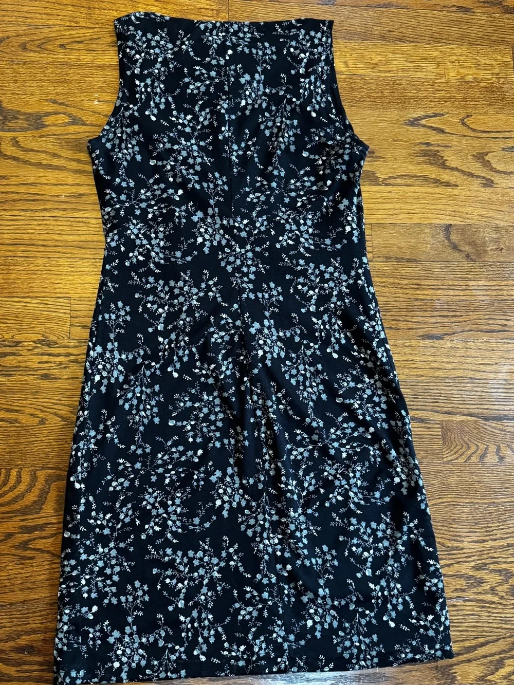 Jonathan Martin Black White Floral Shift Dress M Sleeveless Boat Neck